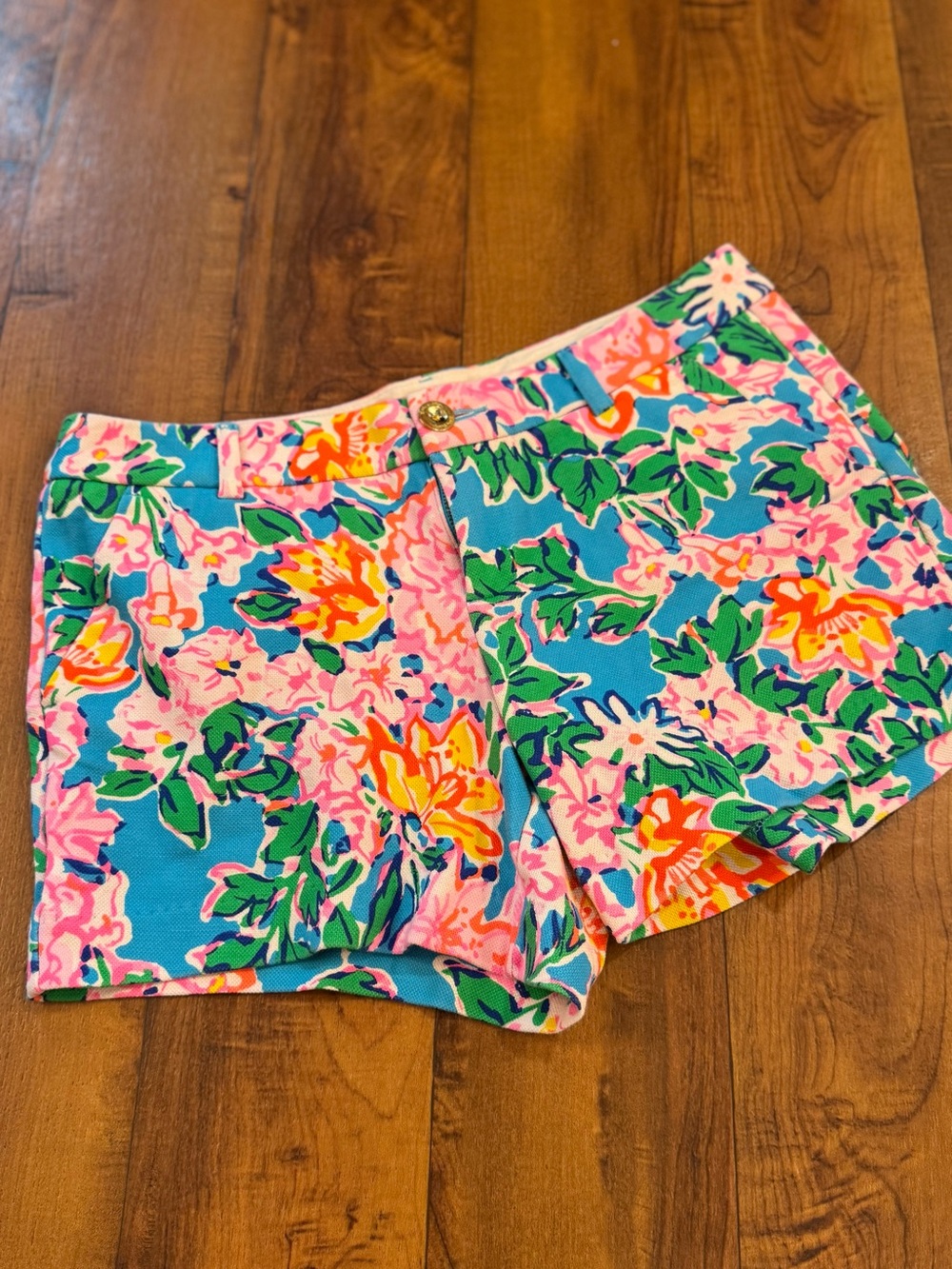 Women’s Lilly Pulitzer Multicolor Pink Knit Floral Bermuda shorts size 4